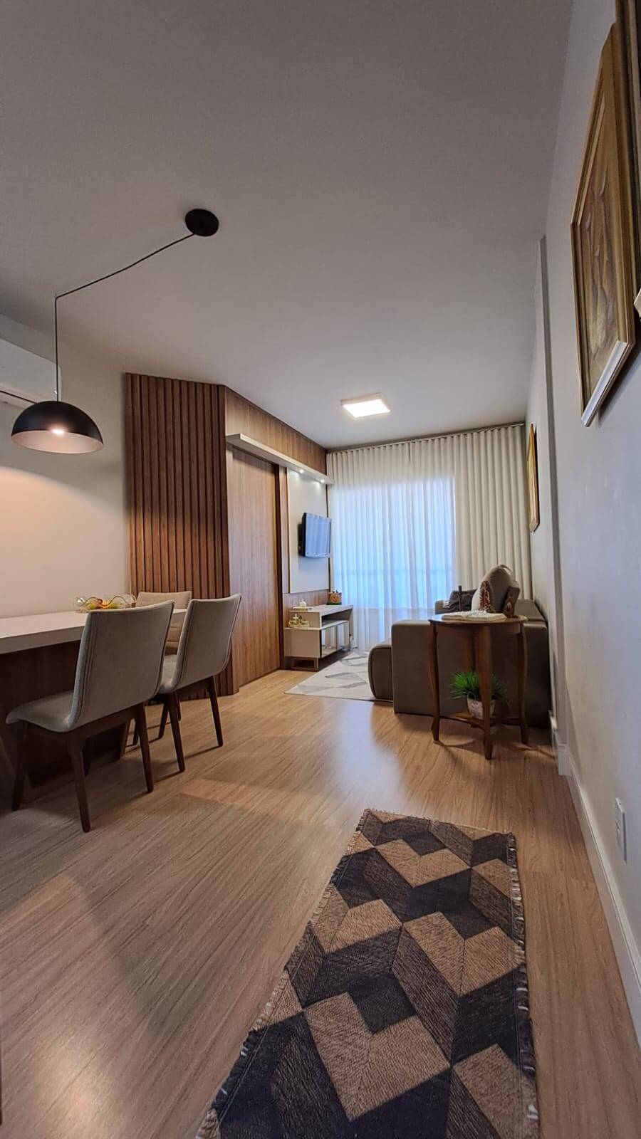Apartamento 02 Dormitórios ( 01 suíte ) - Bairro São João -  28º GAC
