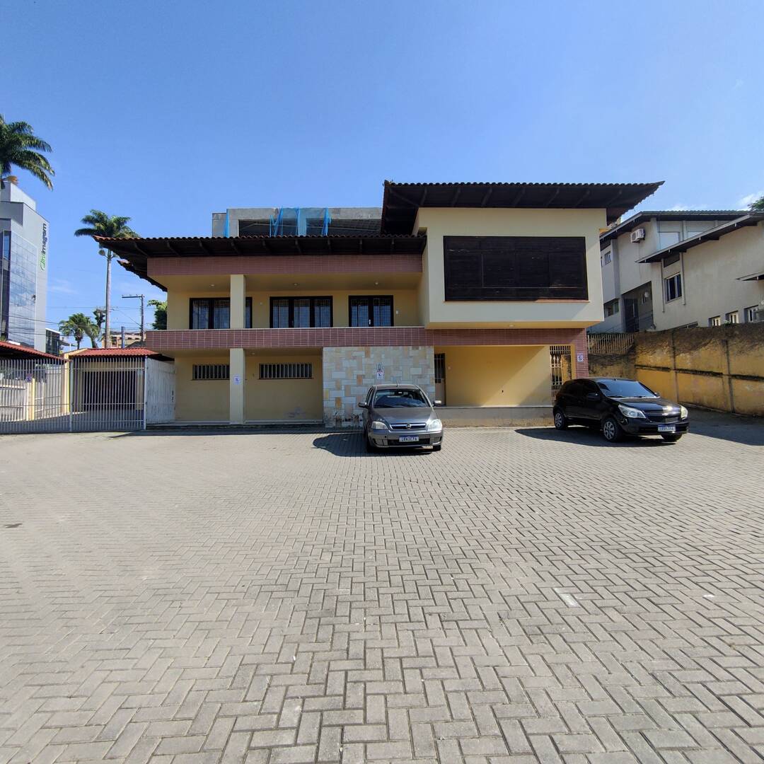 Casa Comercial – Um terreno, duas frentes e infinitas possibilidades