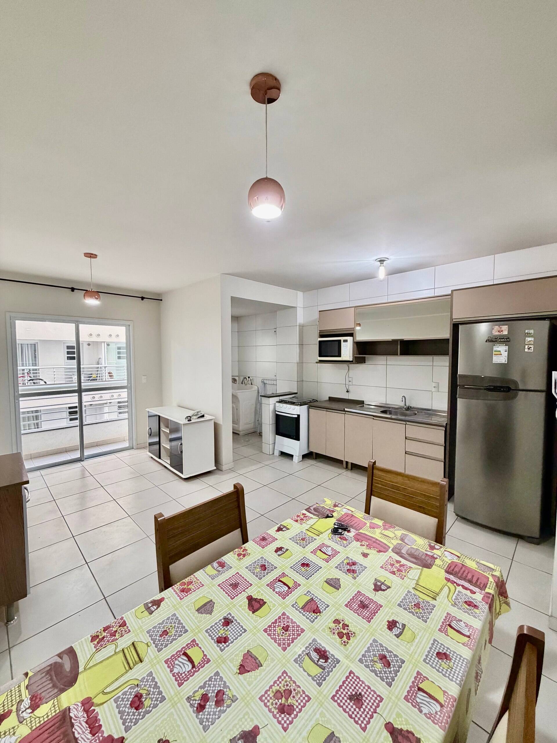 Apartamento - 02 Dormitórios ( 01 Suíte ) - Bairro Santa Barbara