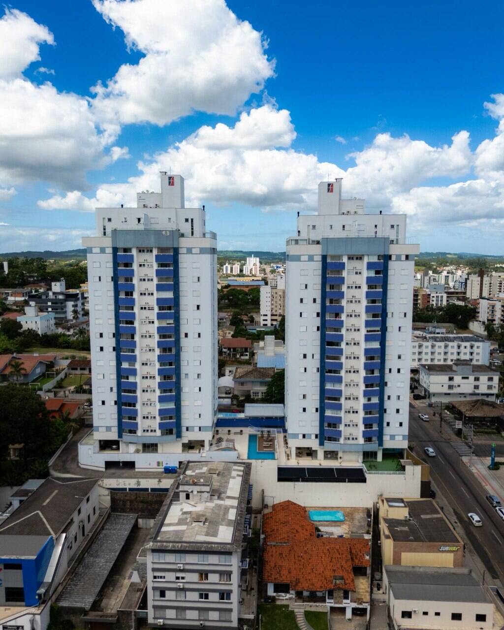 Apartamento 03 Dormitórios ( 01 Suíte ) - Bairro Comerciário