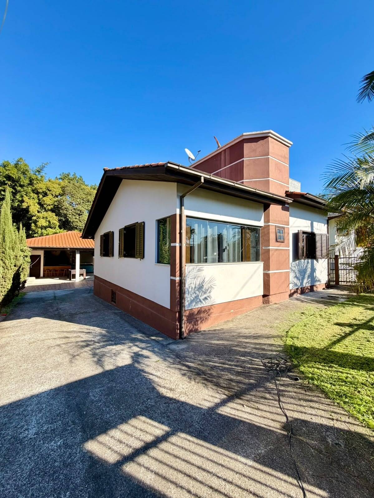 Casa 02 Dormitórios - Bairro Morro Estevão - Criciúma/SC