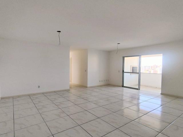 Apartamento para Venda em Criciúma - 4