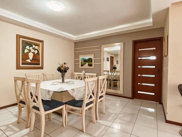 #227 - Apartamento para Venda em Criciúma - SC