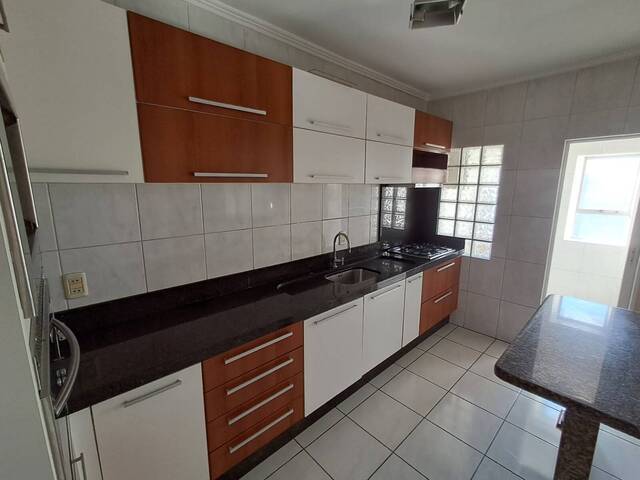 #302 - Apartamento para Venda em Criciúma - SC - 2