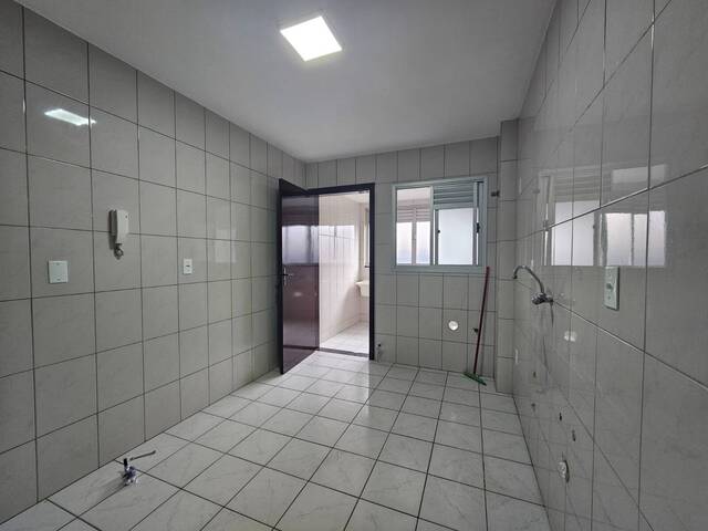 Apartamento para Venda em Criciúma - 5