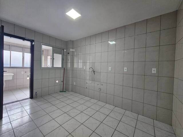 Apartamento para Venda em Criciúma - 4