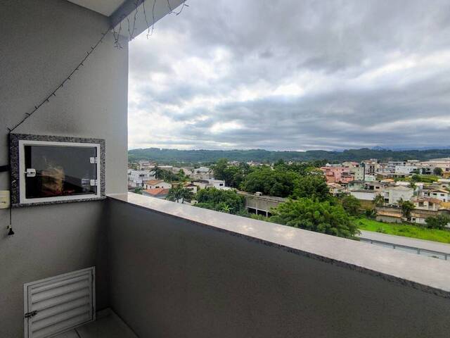 #329 - Apartamento para Venda em Criciúma - SC - 2