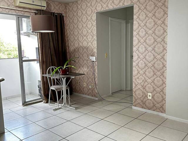#366 - Apartamento para Venda em Criciúma - SC - 1