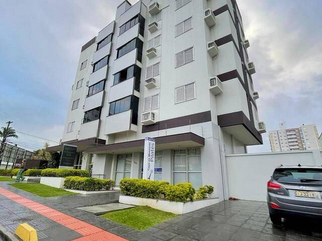 Apartamento para Venda em Criciúma - 4