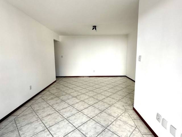 Apartamento para Venda em Criciúma - 4