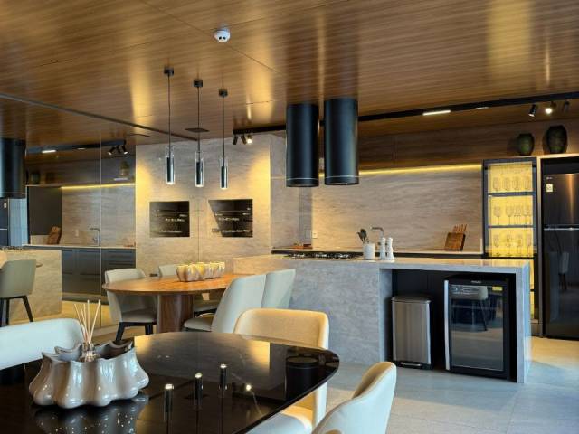 #425 - Apartamento para Venda em Criciúma - SC - 3