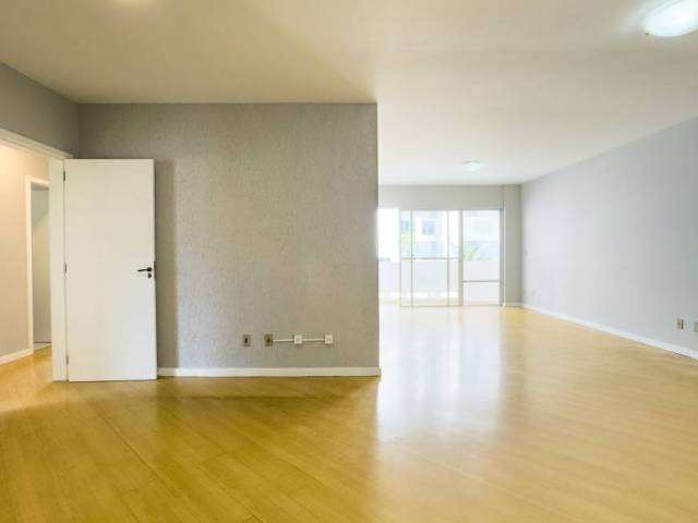 Apartamento para Venda em Criciúma - 4