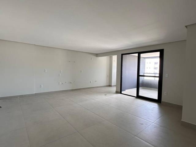 Apartamento para Venda em Criciúma - 4