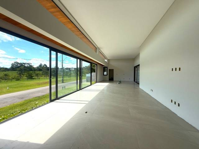 #446 - Casa para Venda em Criciúma - SC - 3