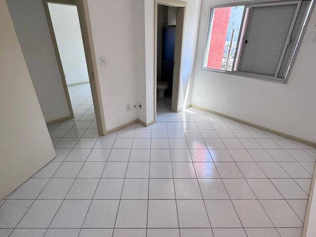 Apartamento para Venda em Criciúma - 4