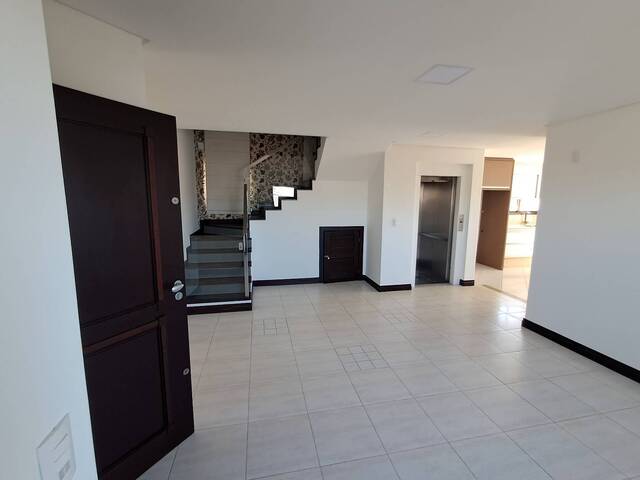 #542 - Apartamento para Venda em Criciúma - SC