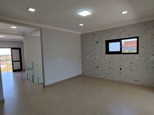 #553 - Casa para Venda em Criciúma - SC