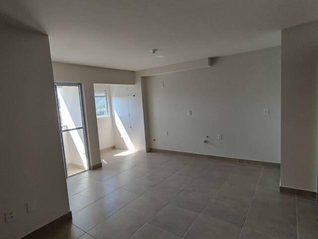#555 - Apartamento para Venda em Criciúma - SC