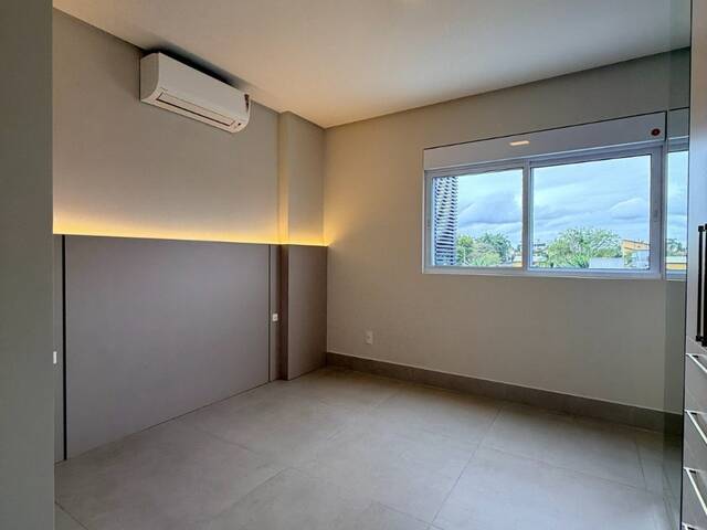 Apartamento para Venda em Criciúma - 5