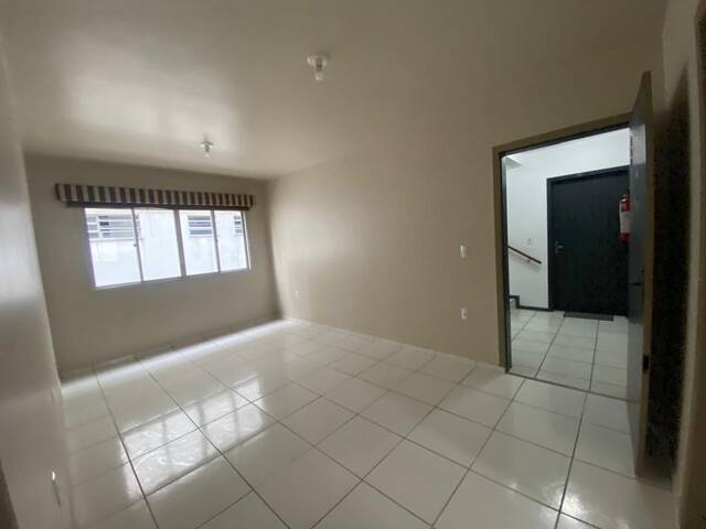 #563 - Apartamento para Venda em Criciúma - SC