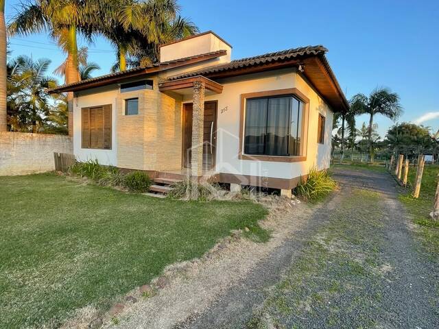 #565 - Casa para Venda em Forquilhinha - SC